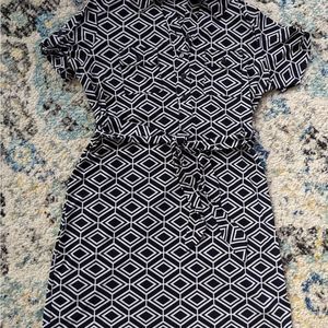 Diamond pattern Tie Dress